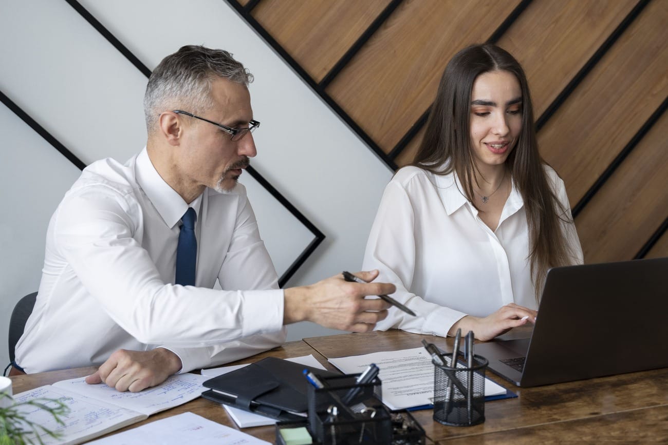 Como automatizar a gestão de ponto dos funcionários?